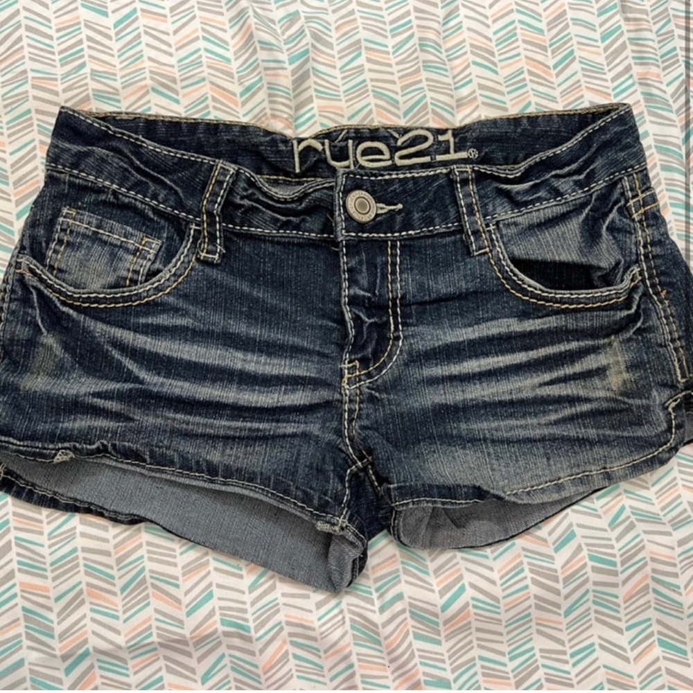 Juniors size 0/1 shorts